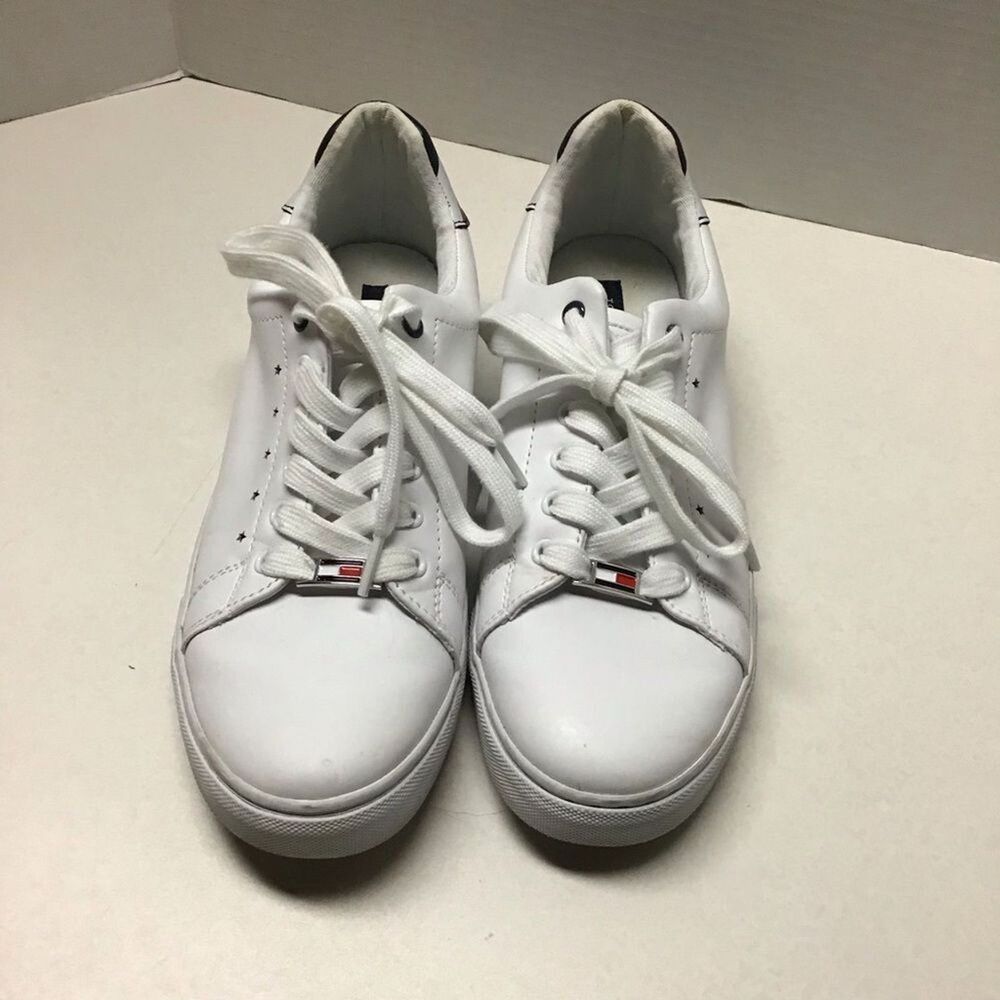 Tommy Hilfiger Shoes Womens 9.5 Casual Sneakers White Leather Lace Up Low Top